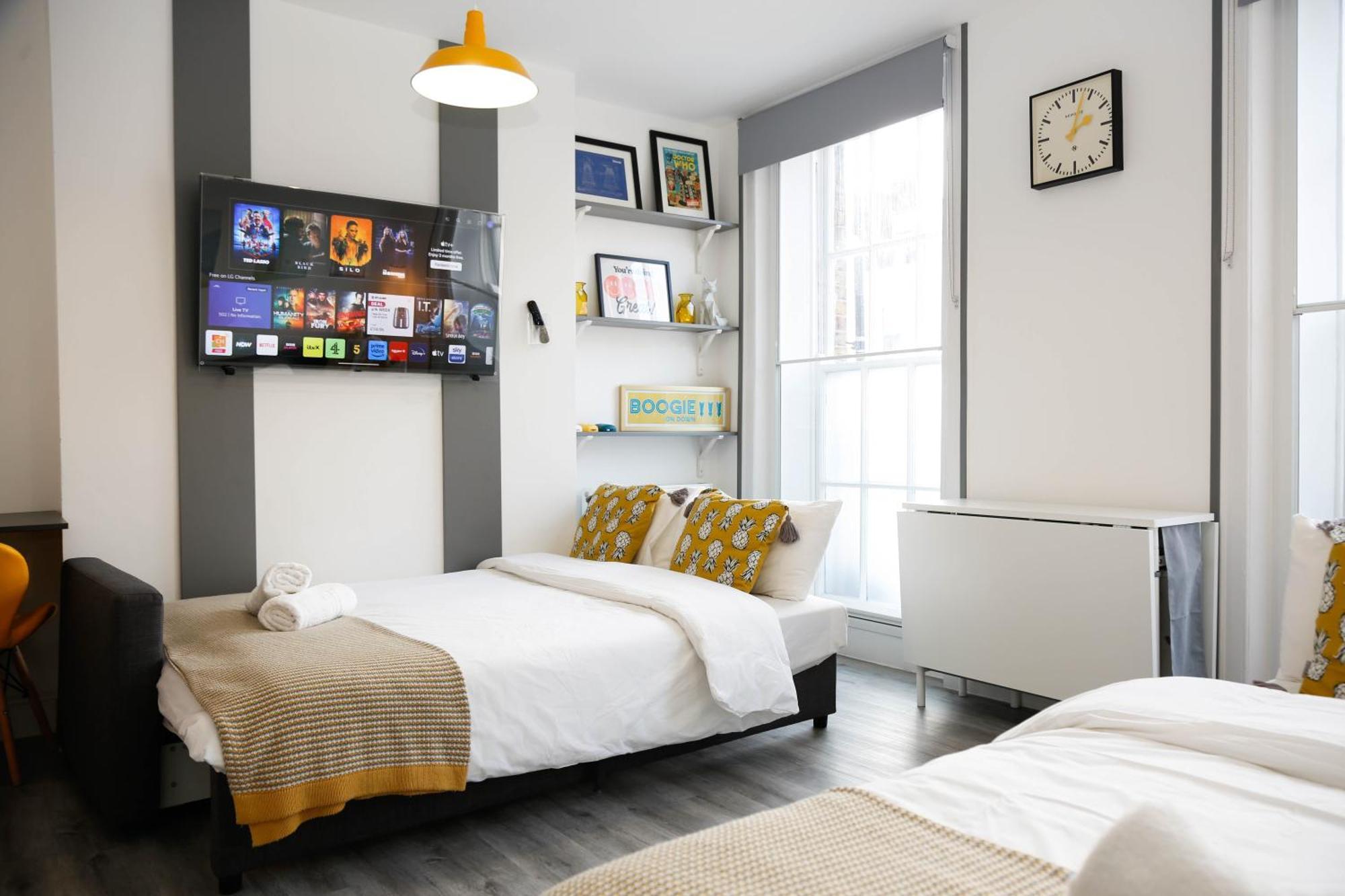 Luxury Rooms In Camden Town Near Shops, Cafes, Bars & Metro With Shared Bathrooms Лондон Экстерьер фото