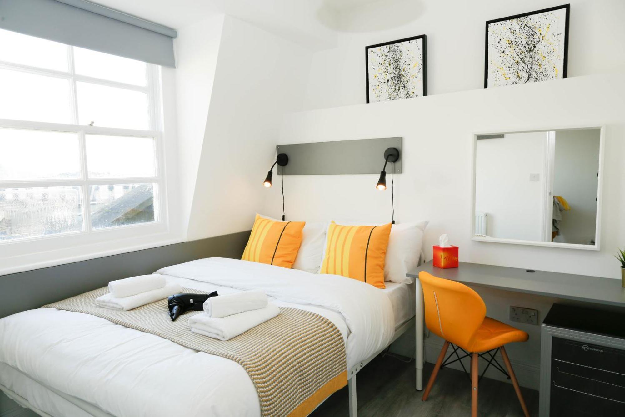 Luxury Rooms In Camden Town Near Shops, Cafes, Bars & Metro With Shared Bathrooms Лондон Экстерьер фото
